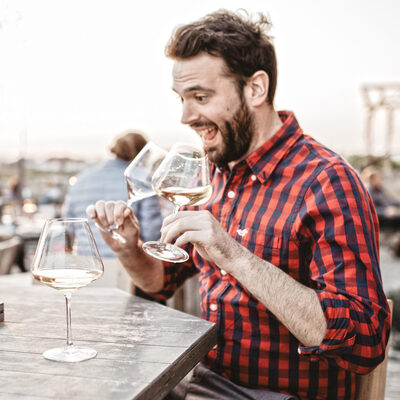 Sloboda Bild rechts von Magenta 012026